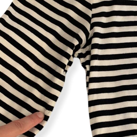 Vince Camuto black white striped long sleeve cross front wrap style top Large - Picture 8 of 9